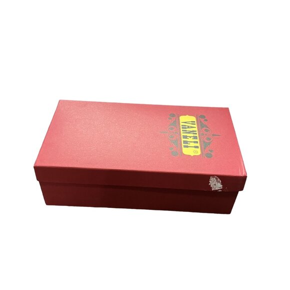 Vaneli Women's Metallic Leather Flats Size 8M Comes with Box - Picture 7 of 8